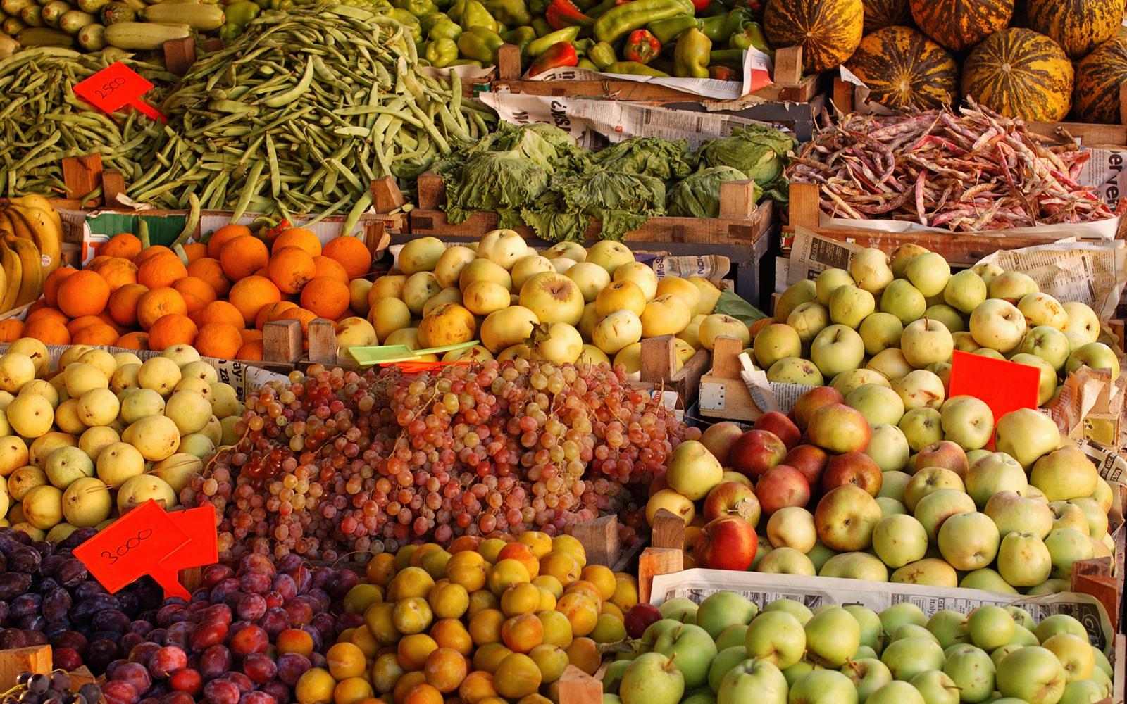 Fruits et légumes sur un marché en Turquie